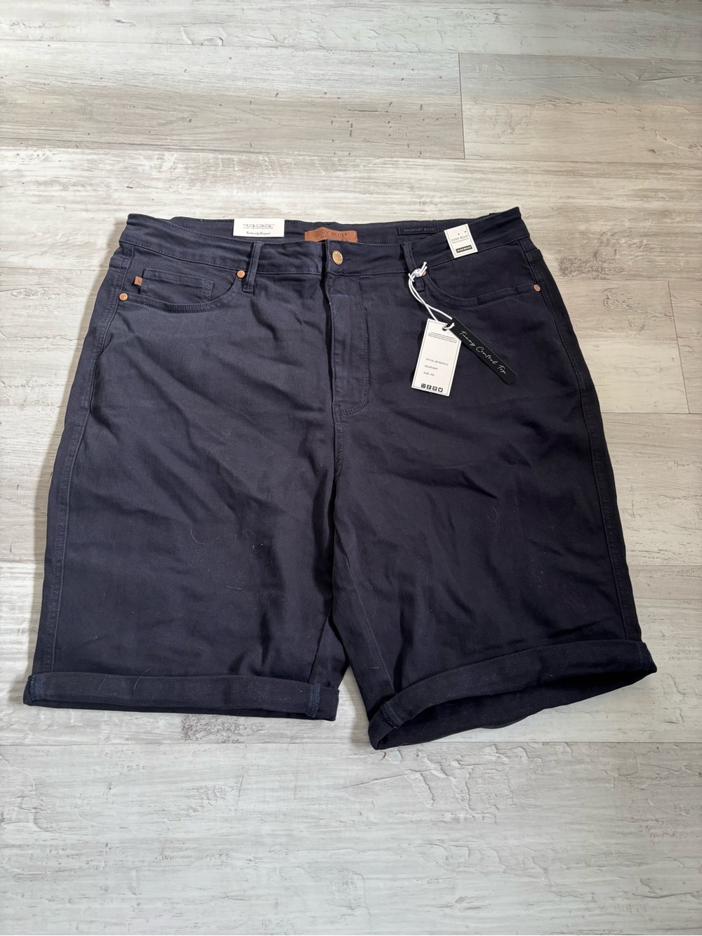 Judy Blue High Waist Tummy Control Garment Dyed Navy Bermuda Shorts 4XL NWT
